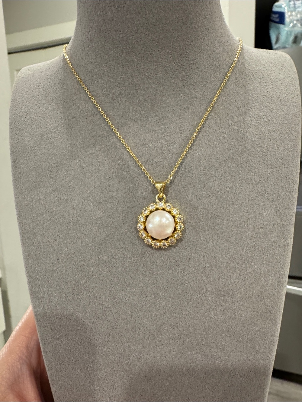 Freshwater Pearl Floral Halo CZ Pendant Necklace – Gold Tone